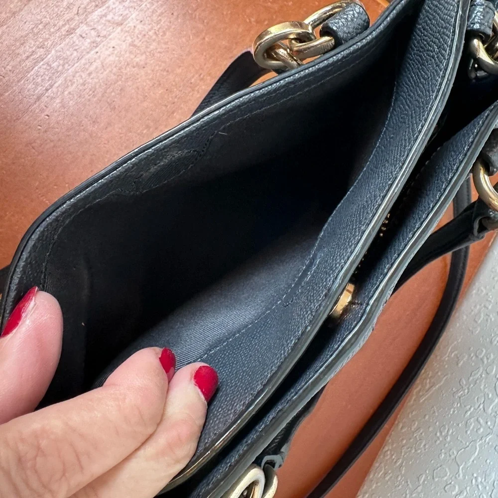 COACH Minetta Crossbody Bag Black/Navy